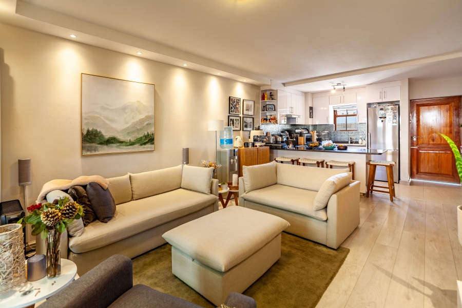 2 Bedroom Property for Sale in Sea Point Western Cape